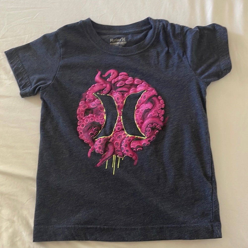 Hurley octopus tshirt